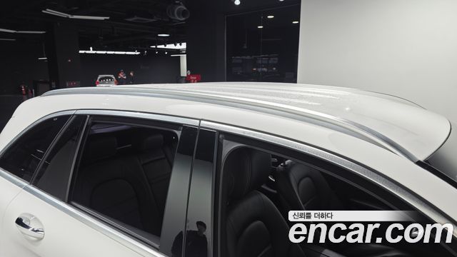 Mercedes-Benz GLC-Class GLC300 4MATIC
