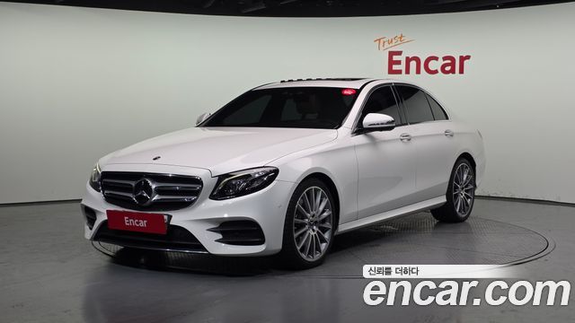 Mercedes-Benz E-Class E300 4MATIC AMG Line