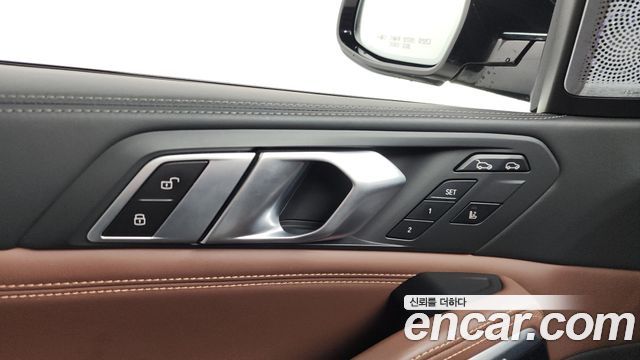 BMW X6 xDrive40i M Sports Online Exclusive Edition