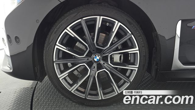 BMW 7-Series 740i M Sport