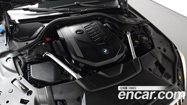 BMW 7-Series 740i M Sport