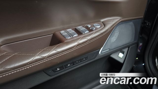 BMW 7-Series 740i M Sport