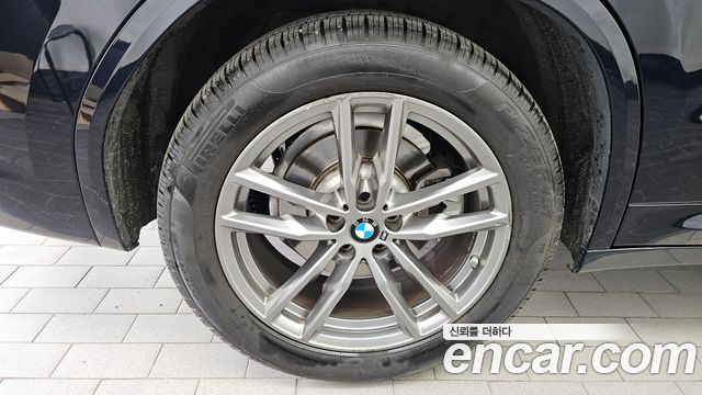 BMW X3 xDrive 20i M sports Online Exclusive Edition