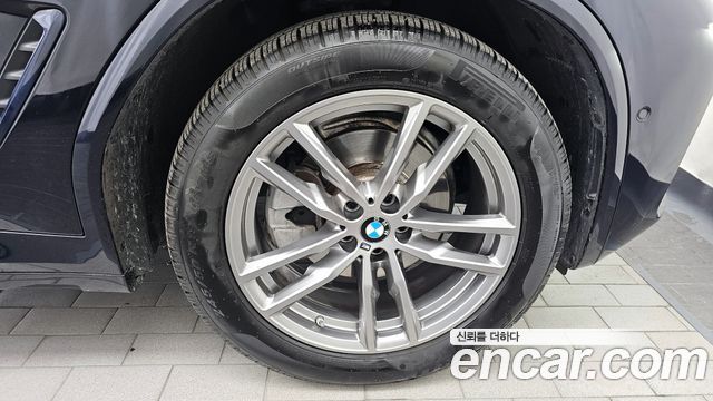 BMW X3 xDrive 20i M sports Online Exclusive Edition