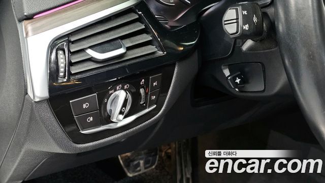 BMW 5-Series 520d xDrive M Sport Package Plus