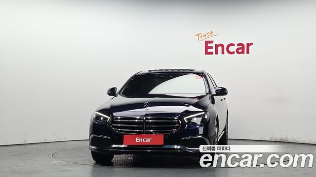 Mercedes-Benz E-Class E300e 4MATIC Exclusive