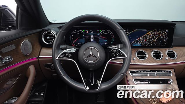 Mercedes-Benz E-Class E300e 4MATIC Exclusive