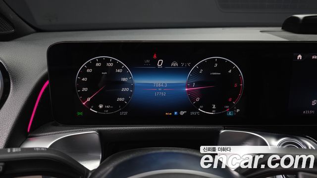 Mercedes-Benz GLB-Class GLB200 d