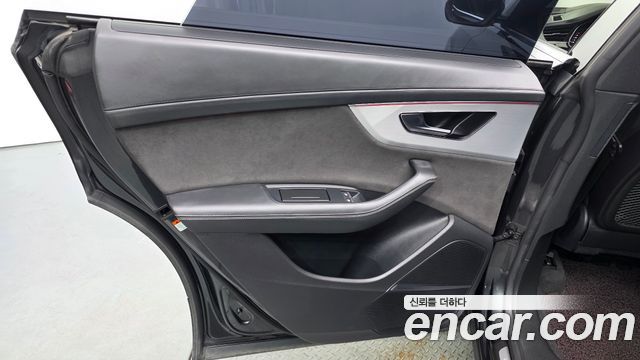 Audi Q8 50 TDI Quattro Premium