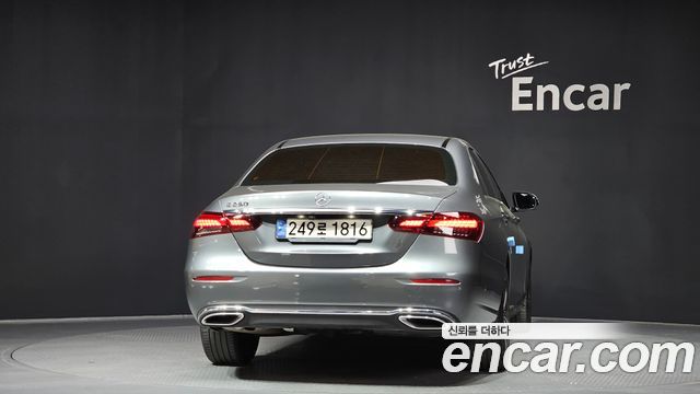 Mercedes-Benz E-Class E250 Avantgarde