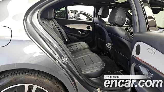 Mercedes-Benz E-Class E250 Avantgarde