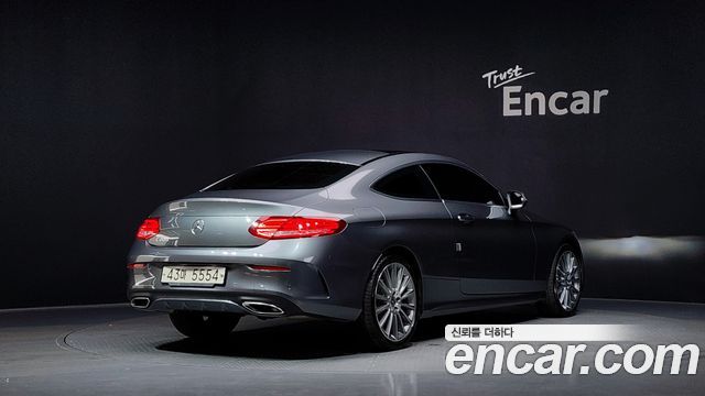 Mercedes-Benz C-Class C200 Coupe