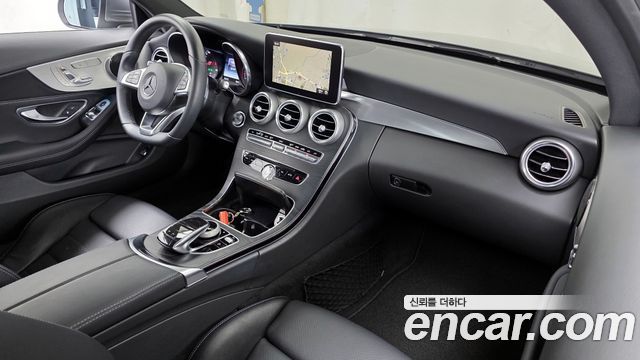 Mercedes-Benz C-Class C200 Coupe