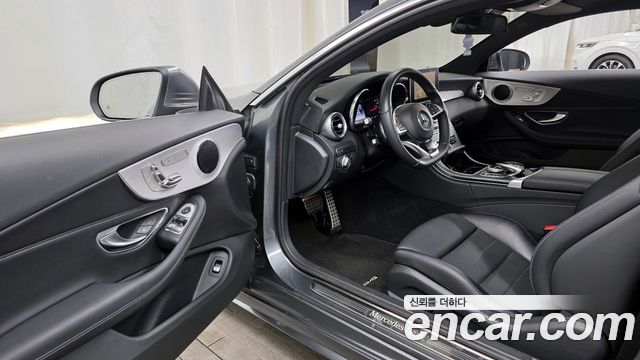 Mercedes-Benz C-Class C200 Coupe