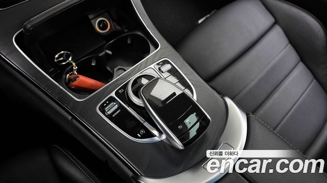 Mercedes-Benz C-Class C200 Coupe