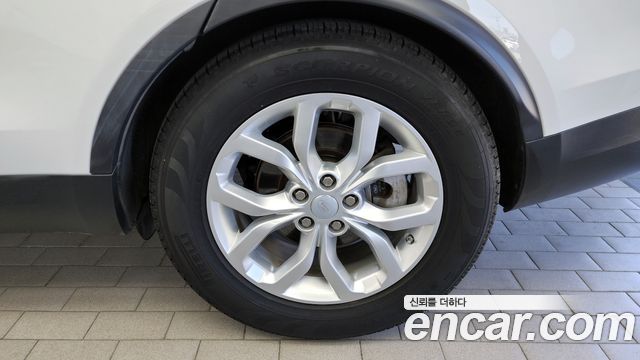 Land Rover Discovery 2.0 SD4 SE