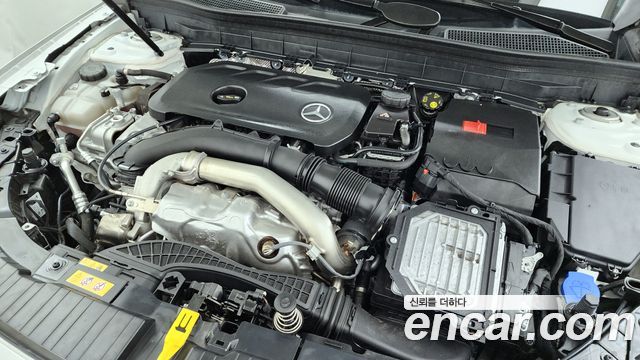 Mercedes-Benz GLB-Class GLB250 4MATIC