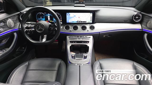Mercedes-Benz E-Class E350 4MATIC AMG Line