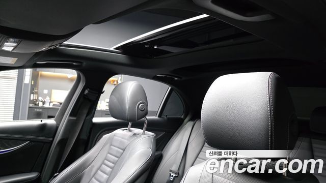 Mercedes-Benz E-Class E350 4MATIC AMG Line