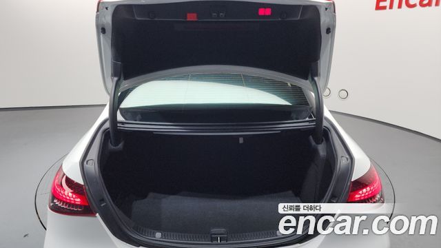 Mercedes-Benz E-Class E350 4MATIC Avantgarde