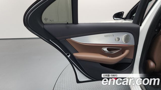 Mercedes-Benz E-Class E350 4MATIC Avantgarde