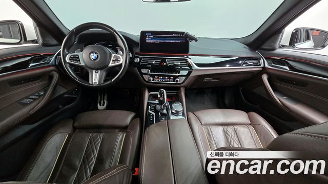 BMW 5-Series 530e M Sport