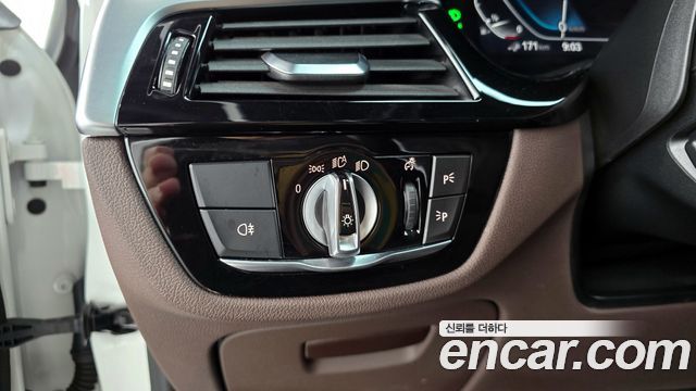 BMW 5-Series 530e M Sport