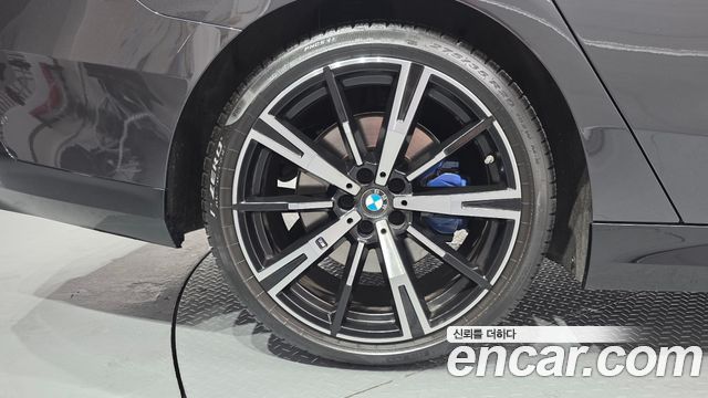 BMW 5-Series 530i xDrive M Sport