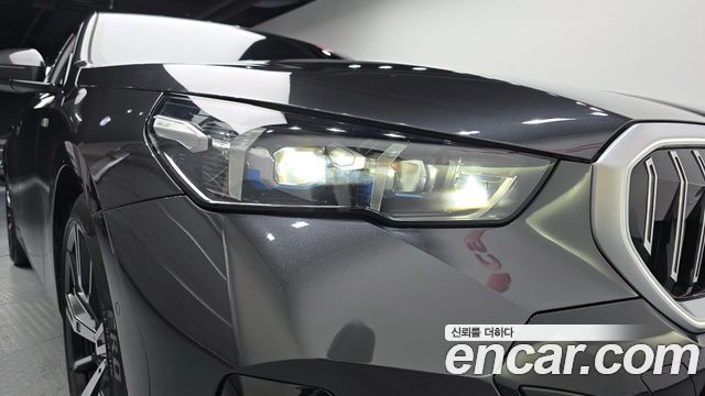 BMW 5-Series 530i xDrive M Sport