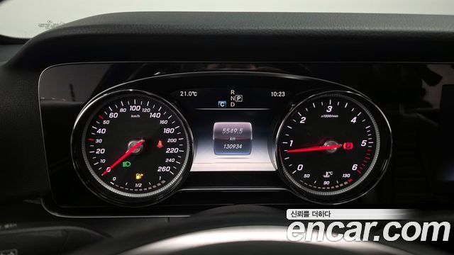 Mercedes-Benz E-Class E220d 4MATIC Avantgarde