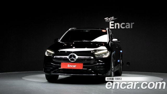 Mercedes-Benz GLA-Class GLA250 4MATIC