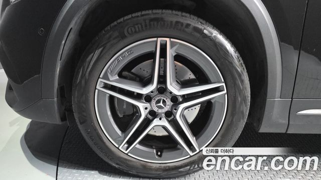 Mercedes-Benz GLA-Class GLA250 4MATIC