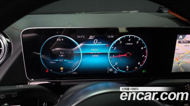 Mercedes-Benz GLA-Class GLA250 4MATIC