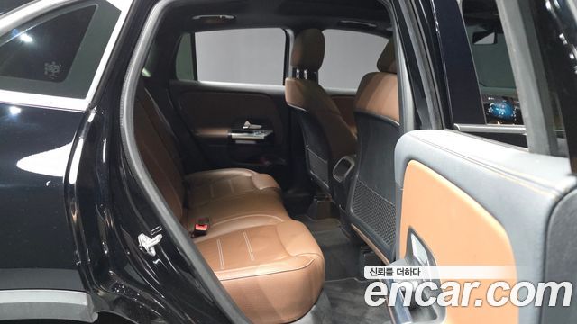 Mercedes-Benz GLA-Class GLA250 4MATIC