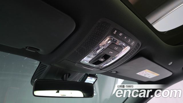 Mercedes-Benz GLA-Class GLA250 4MATIC