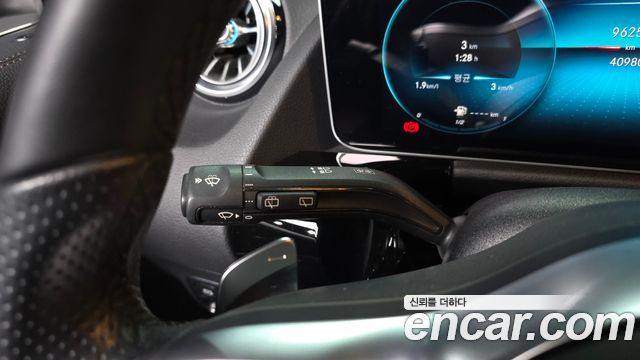 Mercedes-Benz GLA-Class GLA250 4MATIC