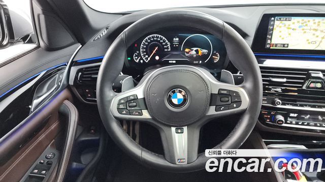 BMW 5-Series 530i M Sport Package Plus