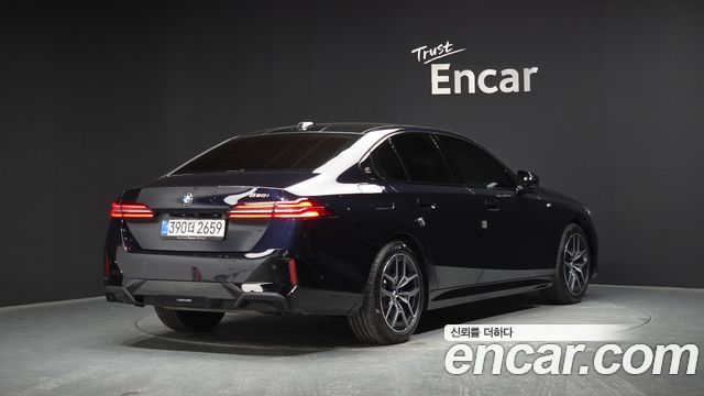 BMW 5-Series 520i M Sport
