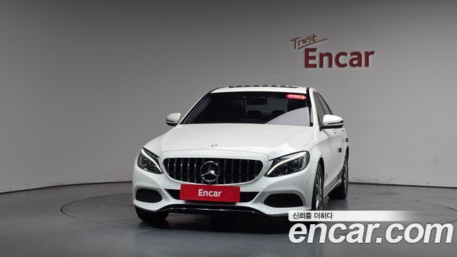 Mercedes-Benz C-Class C200 Avantgarde