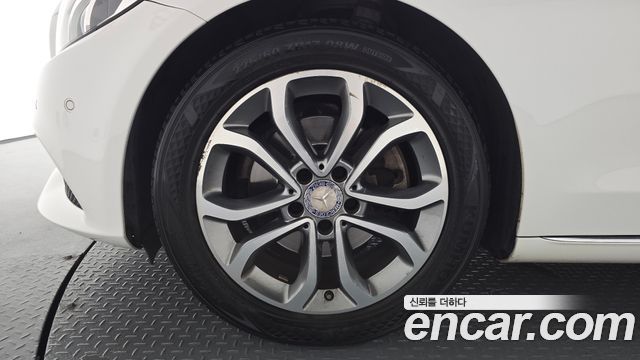 Mercedes-Benz C-Class C200 Avantgarde