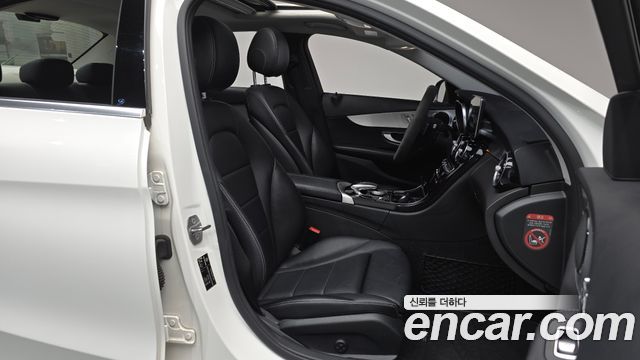 Mercedes-Benz C-Class C200 Avantgarde