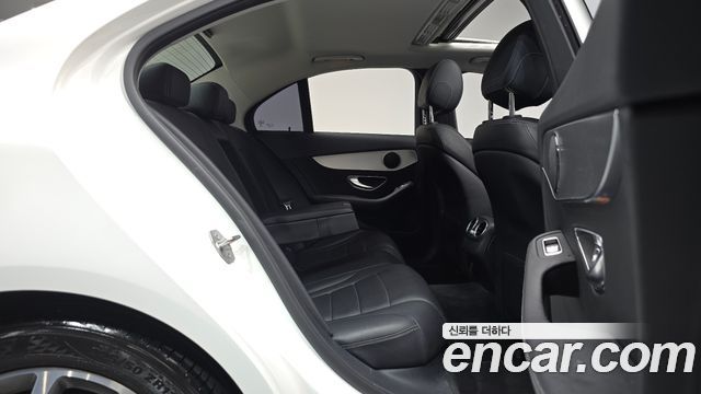 Mercedes-Benz C-Class C200 Avantgarde