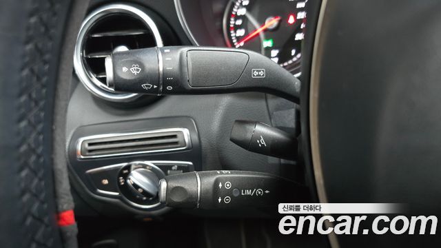 Mercedes-Benz C-Class C200 Avantgarde