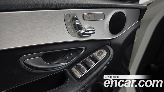 Mercedes-Benz C-Class C200 Avantgarde