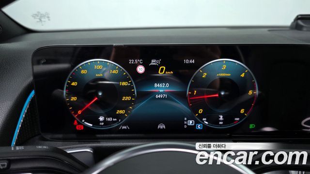 Mercedes-Benz GLB-Class GLB200 d