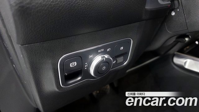 Mercedes-Benz GLB-Class GLB200 d