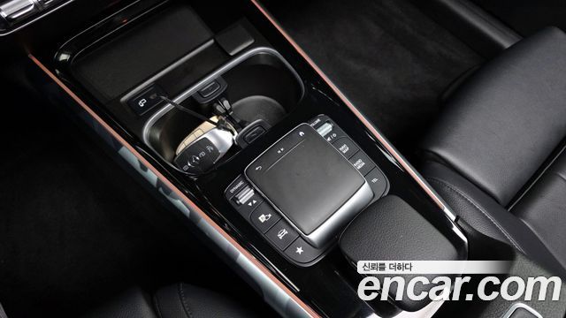 Mercedes-Benz GLB-Class GLB200 d