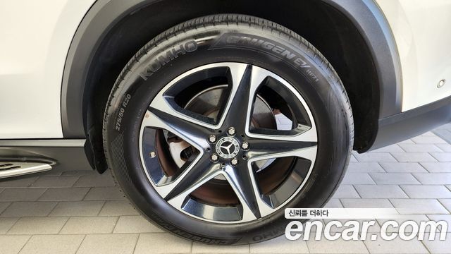 Mercedes-Benz GLE-Class GLE350e 4MATIC