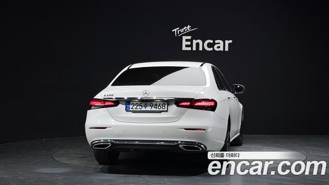 Mercedes-Benz E-Class E250 Avantgarde
