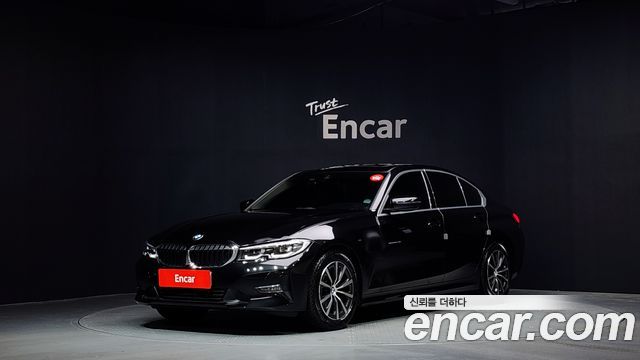 BMW 3-Series 320i
